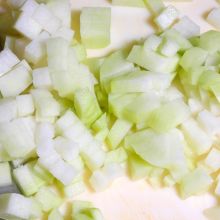 Kohlrabi schneiden