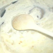 mit Schlagobers aufmontieren