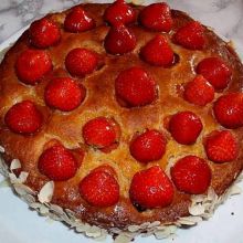 Marillen Erdbeertorte