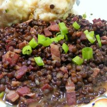 Belugalinsen mit Speck