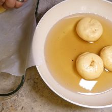 Schwimmend ausbacken