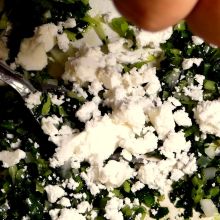 Feta dazu geben