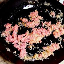 Fleisch anbraten