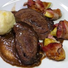 Geschmorte Rinderbäckchen