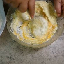 Grieß zugeben