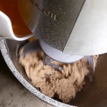 Mürbteig rühren