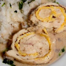 Hähnchenroulade mit Eifüllung