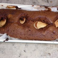 Kuchen ais der Form heben