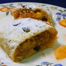 Apfel - Kürbisstrudel im Blätterteig