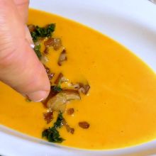 Kürbis - Maronensuppe mit Ingwer