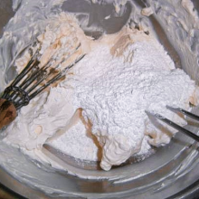 Mascarpone Creme rühren