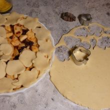 Mürbeteigmotive ausstechen