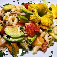 Nudelpfanne mit Kürbis und Schinken