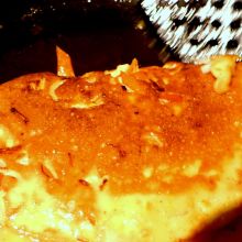 Omelette zusammen schlagen