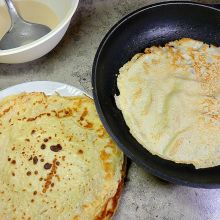 Palatschinken backen