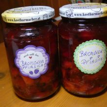 Pfirsich-Brombeermarmelade