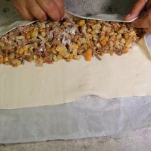 Strudel einrollen