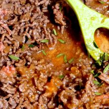 Fleischsauce zubereiten