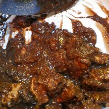 Schokolade mit Keksbröseln
