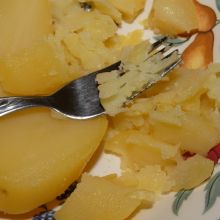 Erdäpfel zerdrücken