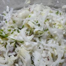 Chinakohlsalat marinieren