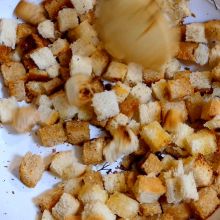 Croutons anrösten