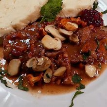 Rindsschnitzel in Steinpilzsauce