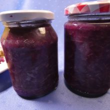 Rotkraut im Glas haltbar gemacht