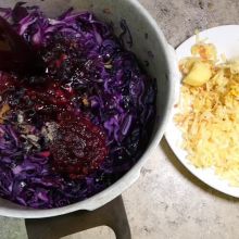 Mit Rotwein ablöschen