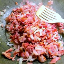 Schinken anbraten.