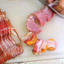 Schweinefilet schneiden