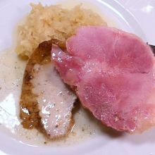Schweinsbraten erwärmen