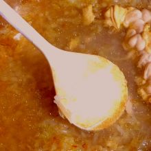 Zwiebel-Senfjuice kochen