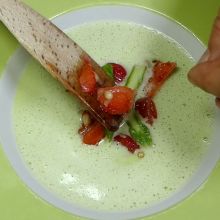 Asparaguscreamsoup with chilistrawberries