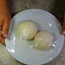 Strudelteig rasten lassen