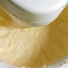 Butter schaumig rühren