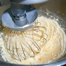 Muffinsteig rühren.