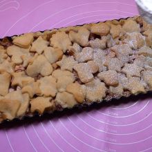 Mit Zucker bestreuen