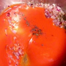 Tomatensauce zubereiten