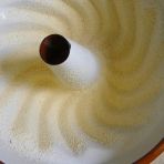 dredge ring cake form with flour