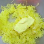 Preparing the potatoe-mixture