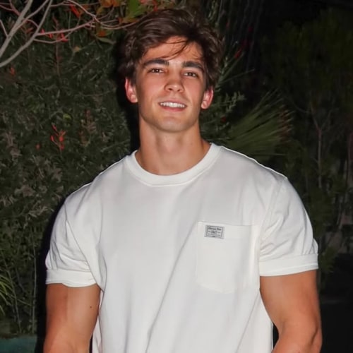 Kyle Kuznik