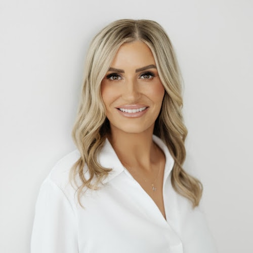 Lauren Hewitt