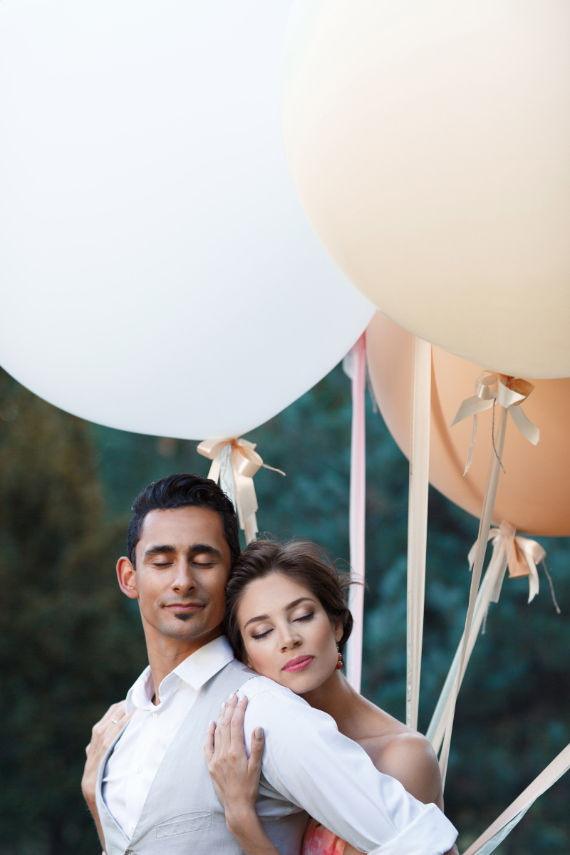 Giant Balloons and Ballet dancers