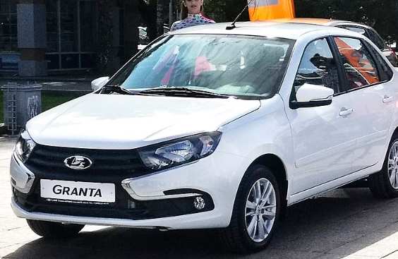 «АвтоВАЗ» продолжает собирать некомплектные LADA Granta без усилителя руля