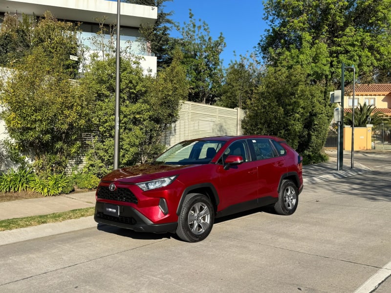 Toyota RAV4 2025 - Imagen 1 de 8