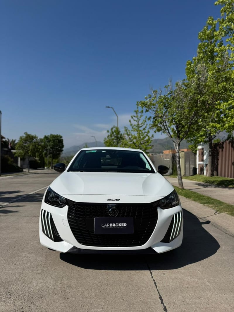 Peugeot 208 100 HP 1.2 Turbo 2024 - Imagen 1 de 8