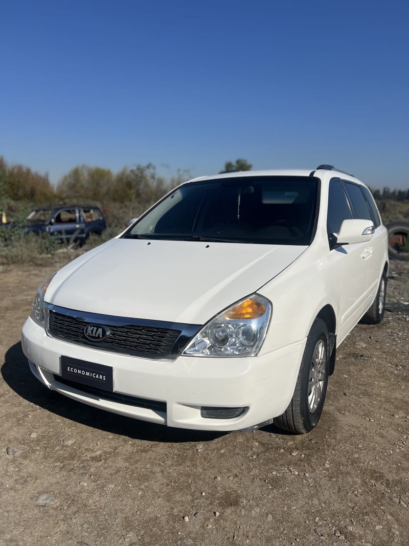 Kia Carnival 2014 - Imagen 1 de 3