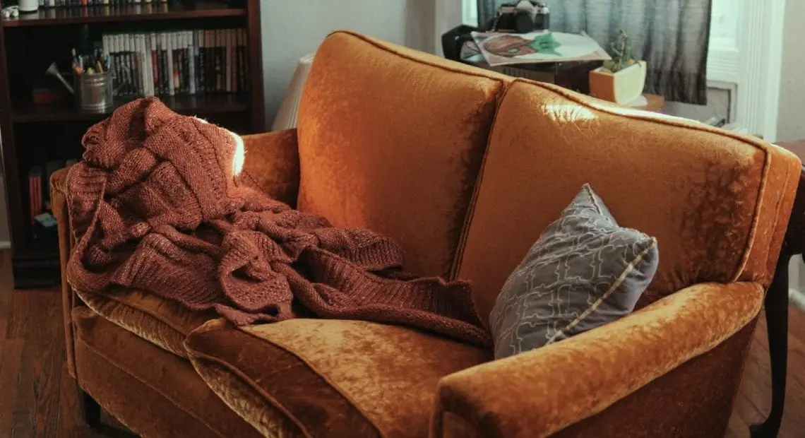 How Do I Get Rid of My Couch? Ridly