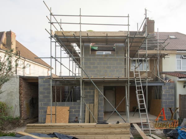 Scaffolding for full house image 1